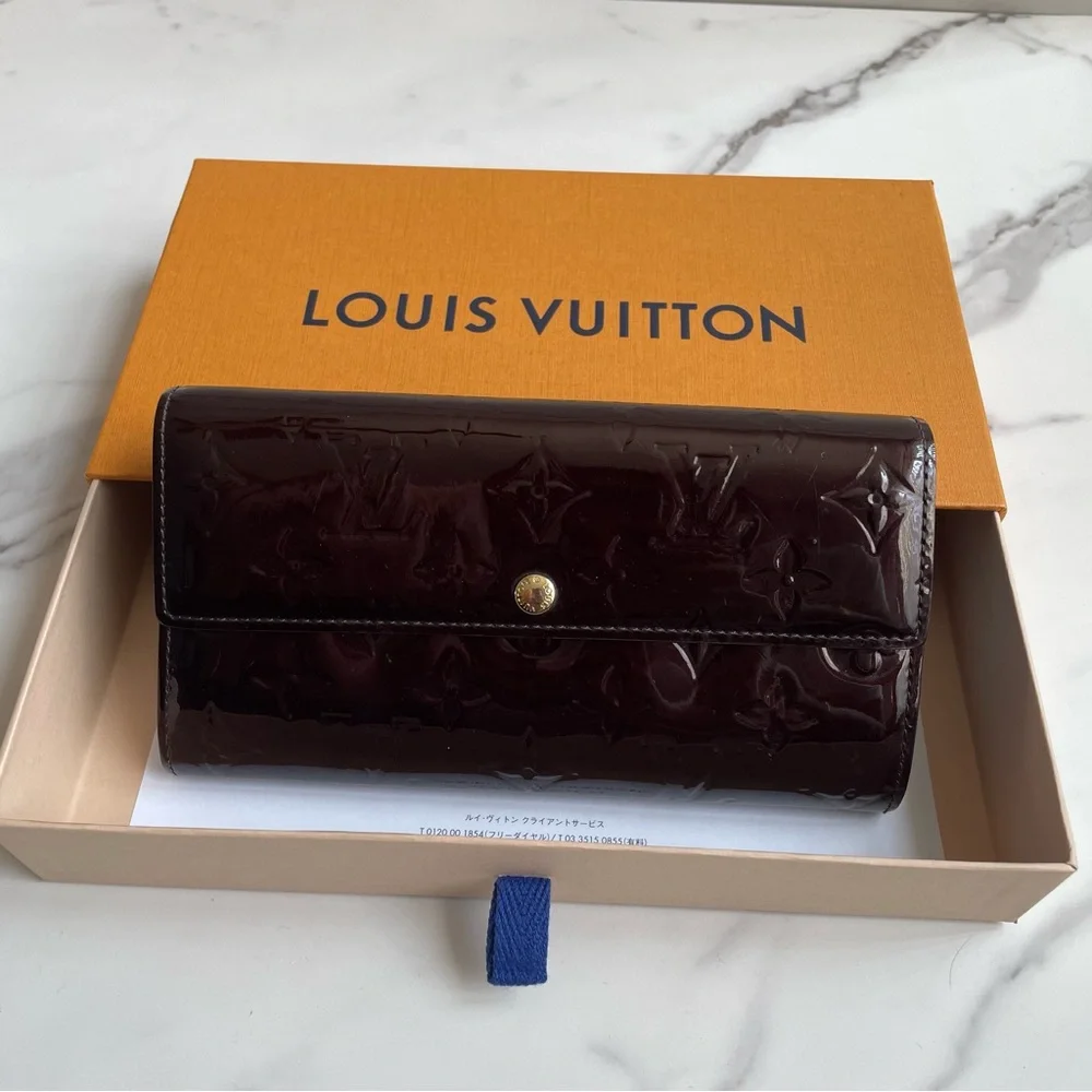 Louis Vuitton Sarah vernis Wallet on chain with Box - Picture 4 of 15